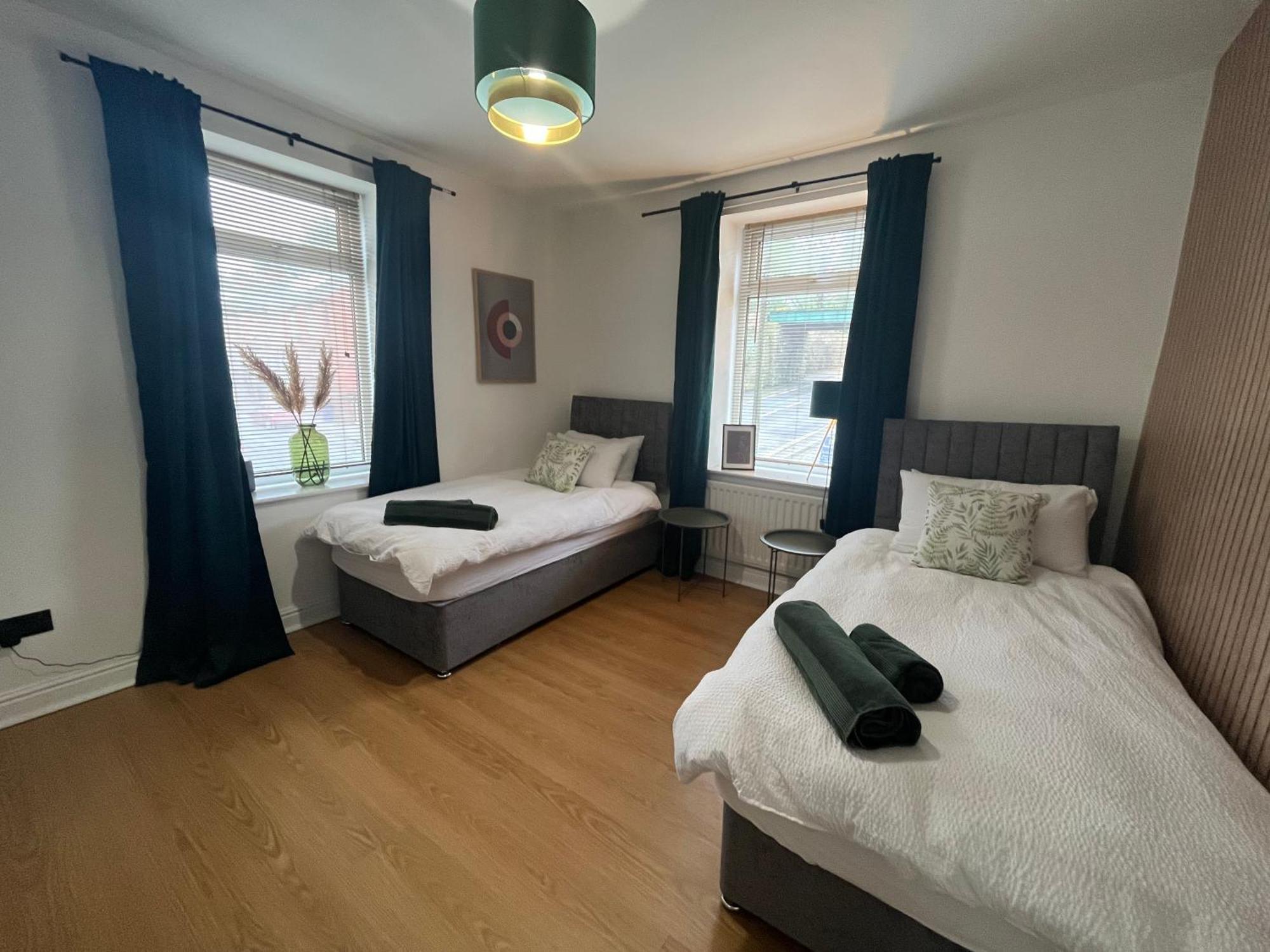 Modern & Retro Two Bedroom Apartment In Barnsley Luaran gambar